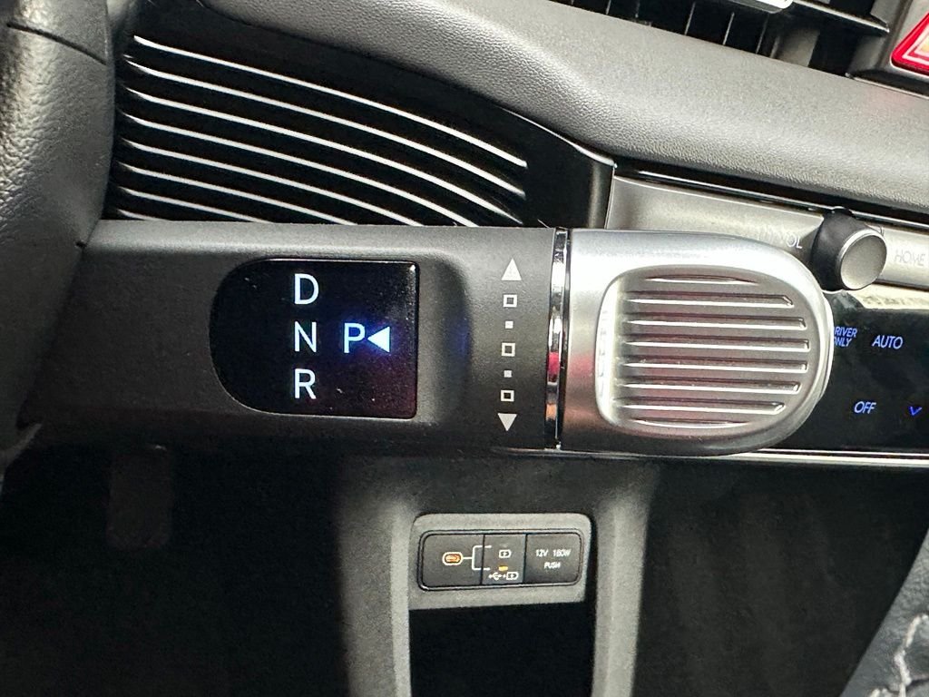 2025 Hyundai IONIQ 5 SE - Photo 20