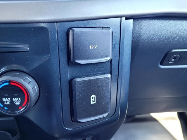 Used 2025 White Ford XL image 17