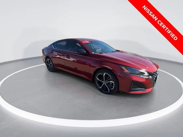 Used 2024 Red Nissan 2.5 SR image 2