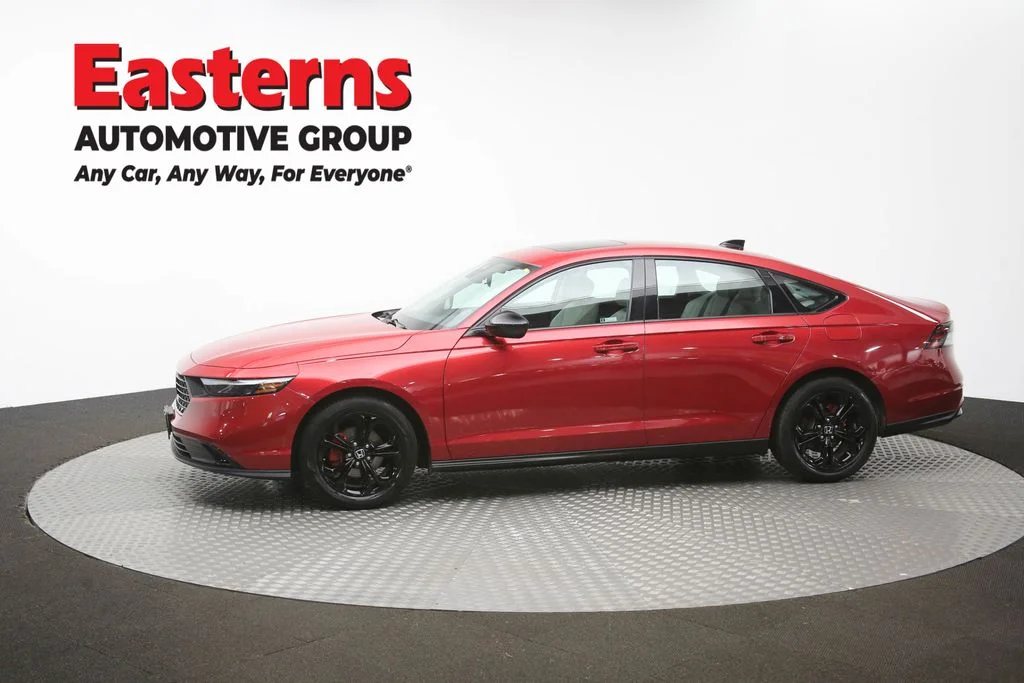 Used 2025 Red Honda SE image 58