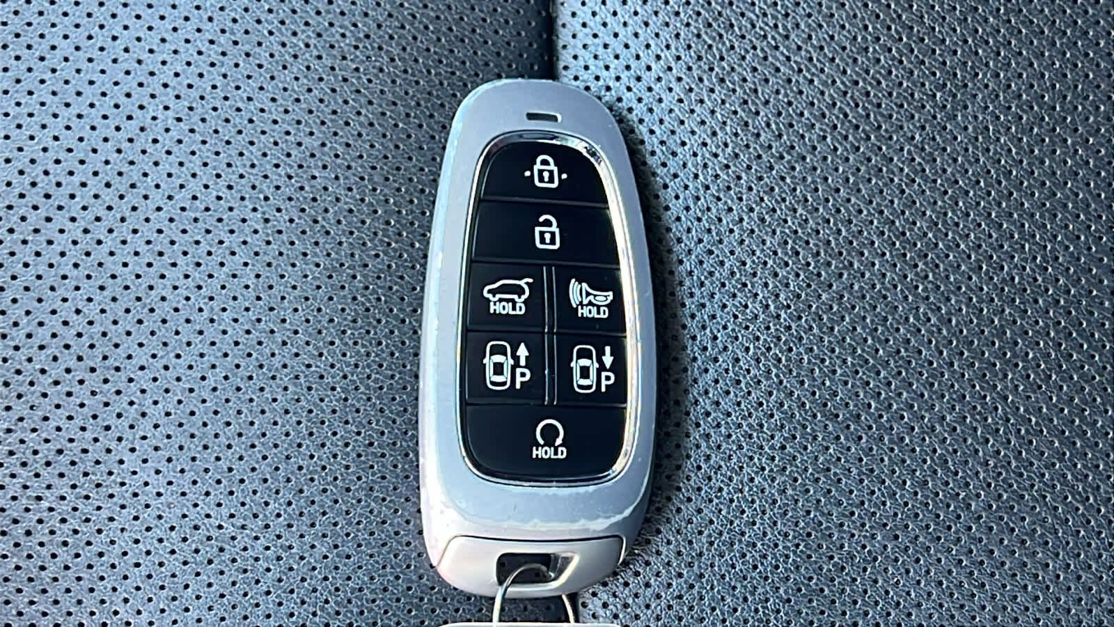 Certified Used 2022 Calypso Red Hyundai Limited image 29