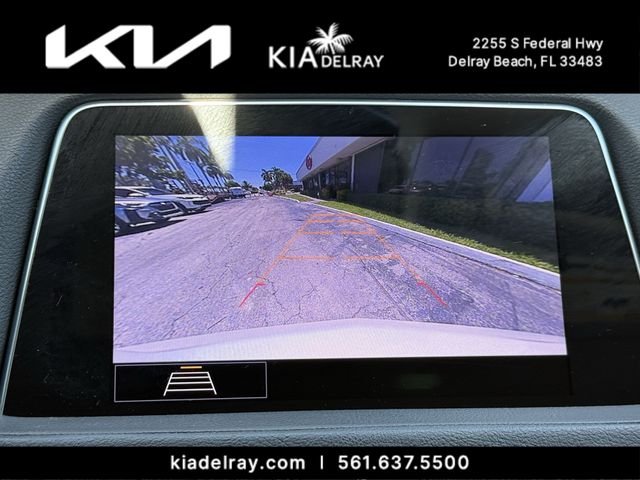 Used 2020 White Cadillac Luxury image 21