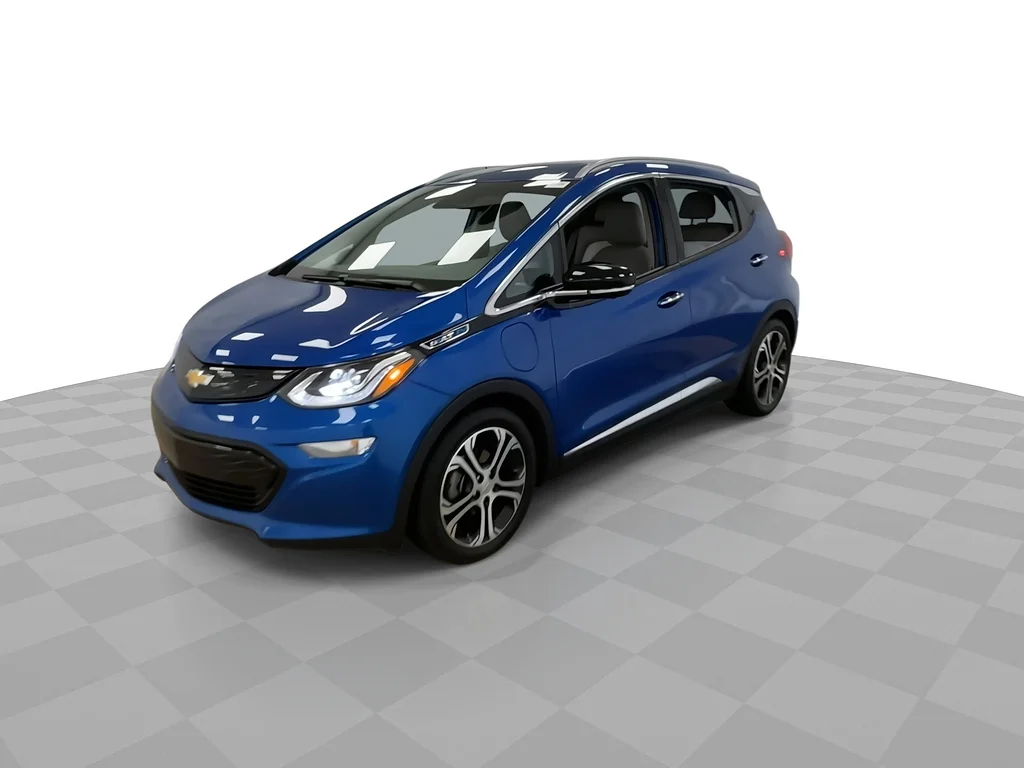 Used 2020 Kinetic Blue Metallic Chevrolet Premier image 5