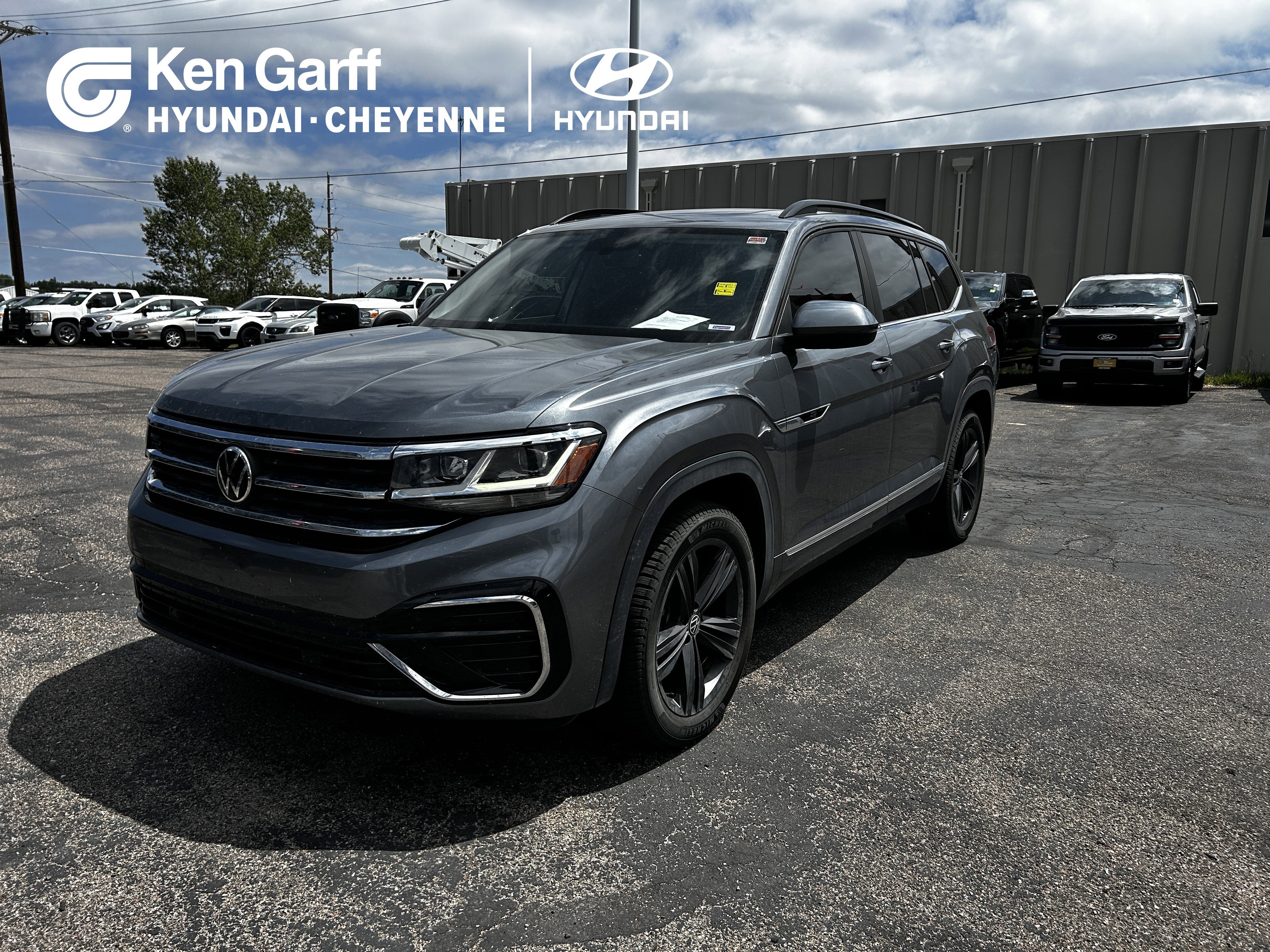 2021 Volkswagen Atlas 3.6L SE w/Tech R-Line 4MOTION's photo