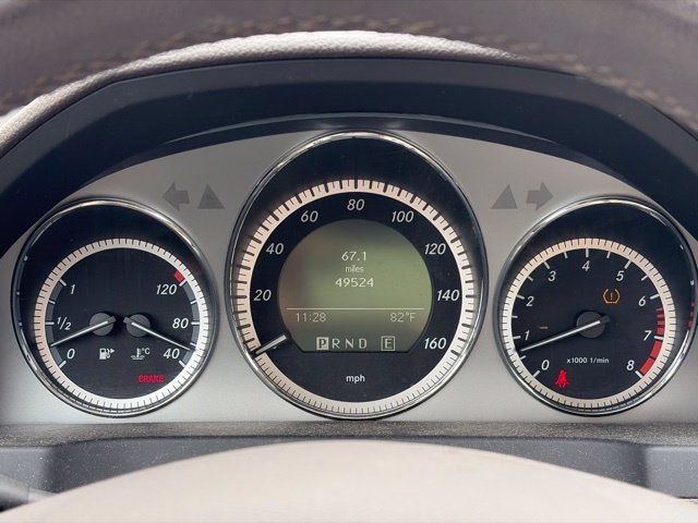 Used 2011 Red Mercedes-Benz C 300 image 36
