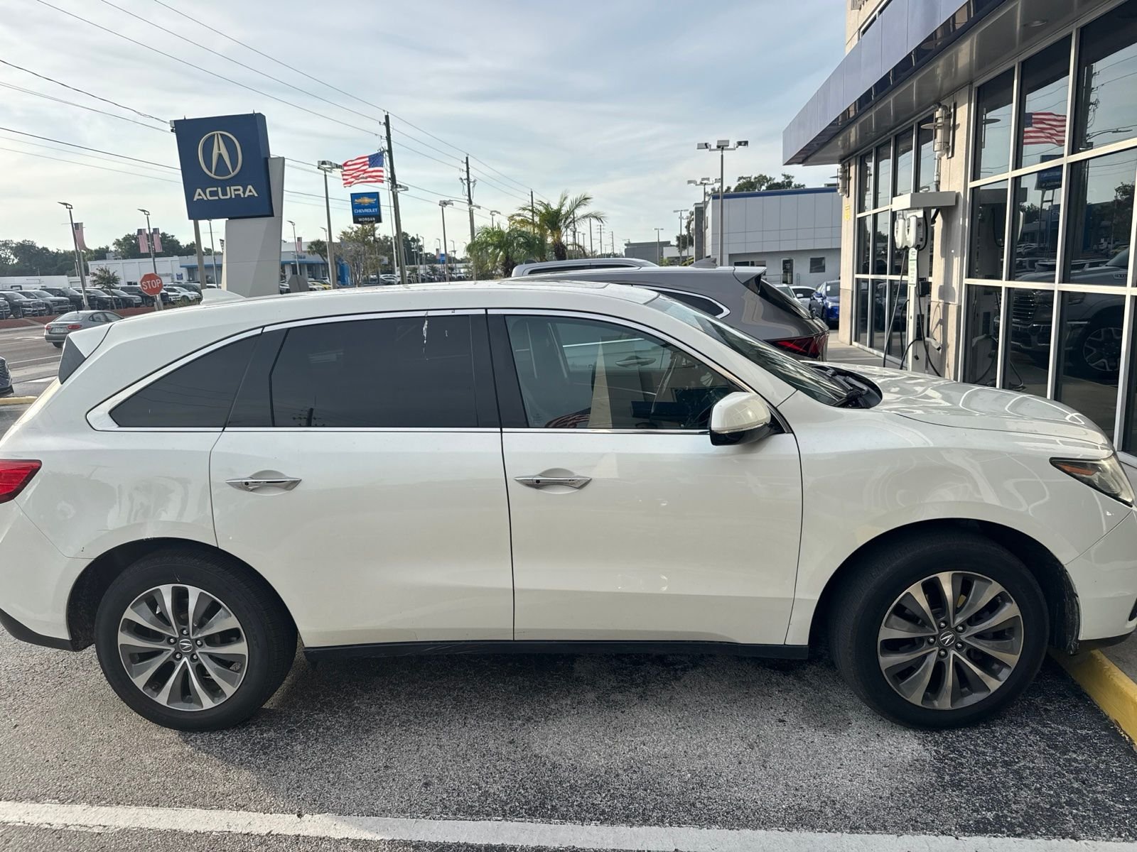 Used 2016 White Diamond Pearl Acura 3.5L image 4