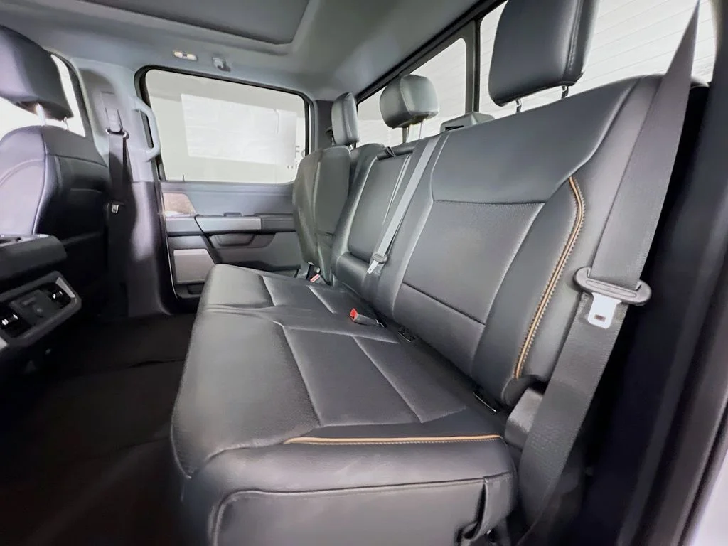 New 2026 Oxford White Ford Lariat image 29