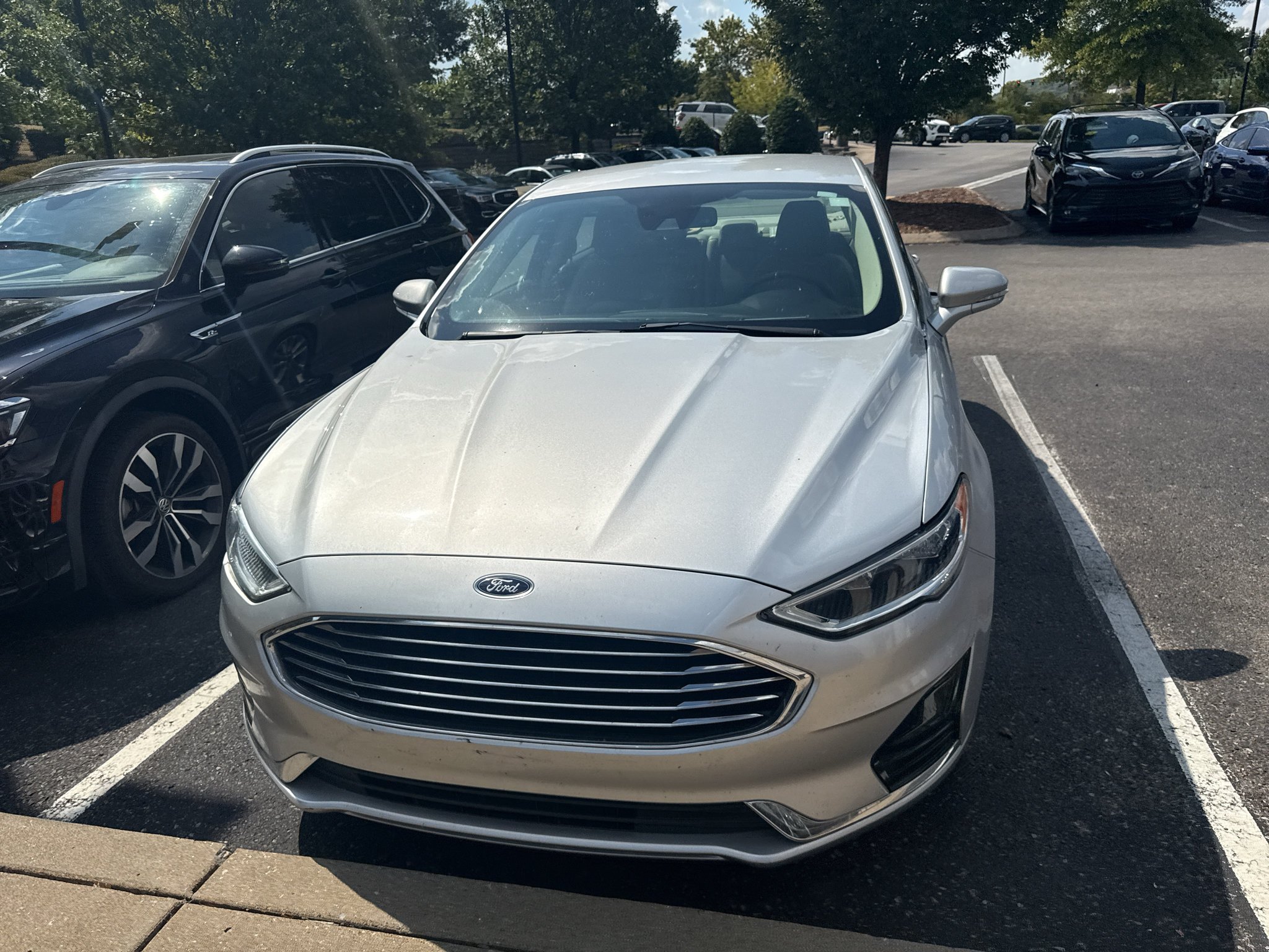 Used 2019 Ingot Silver Metallic Ford SEL image 4