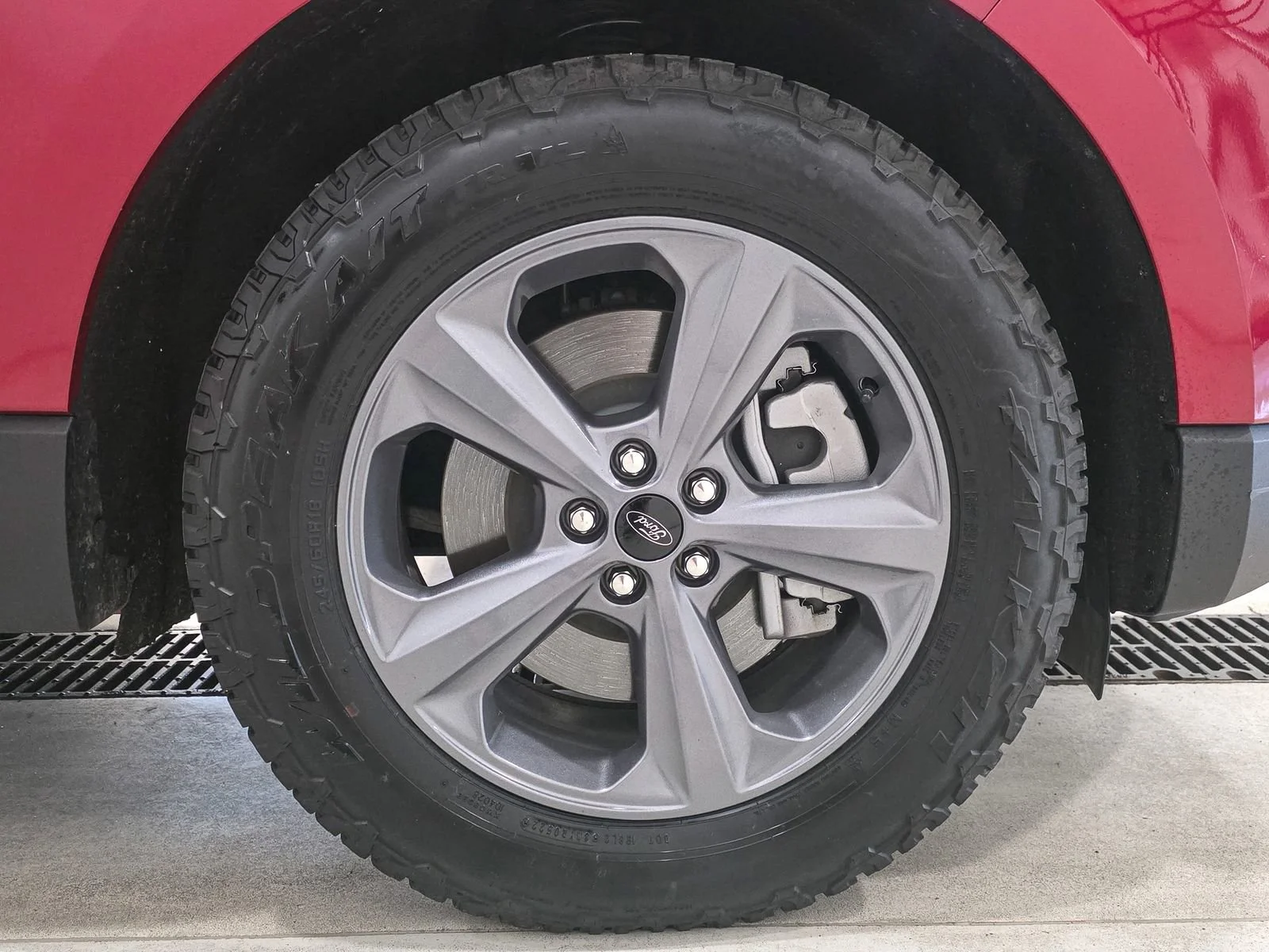 2023 Ford Edge SEL - Photo 17