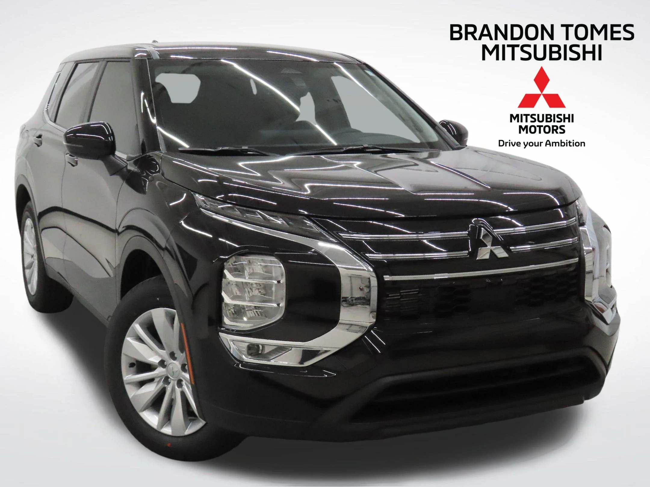 2026 Mitsubishi Outlander ES FWD's photo