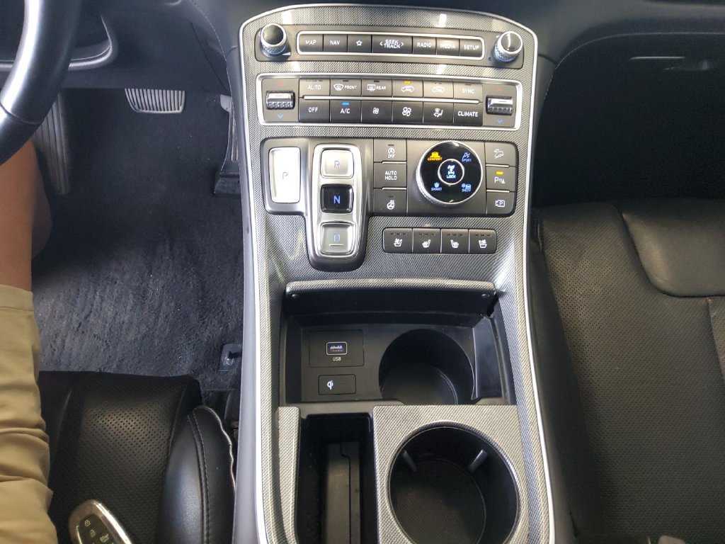 Used 2023 Gray Hyundai Limited image 29