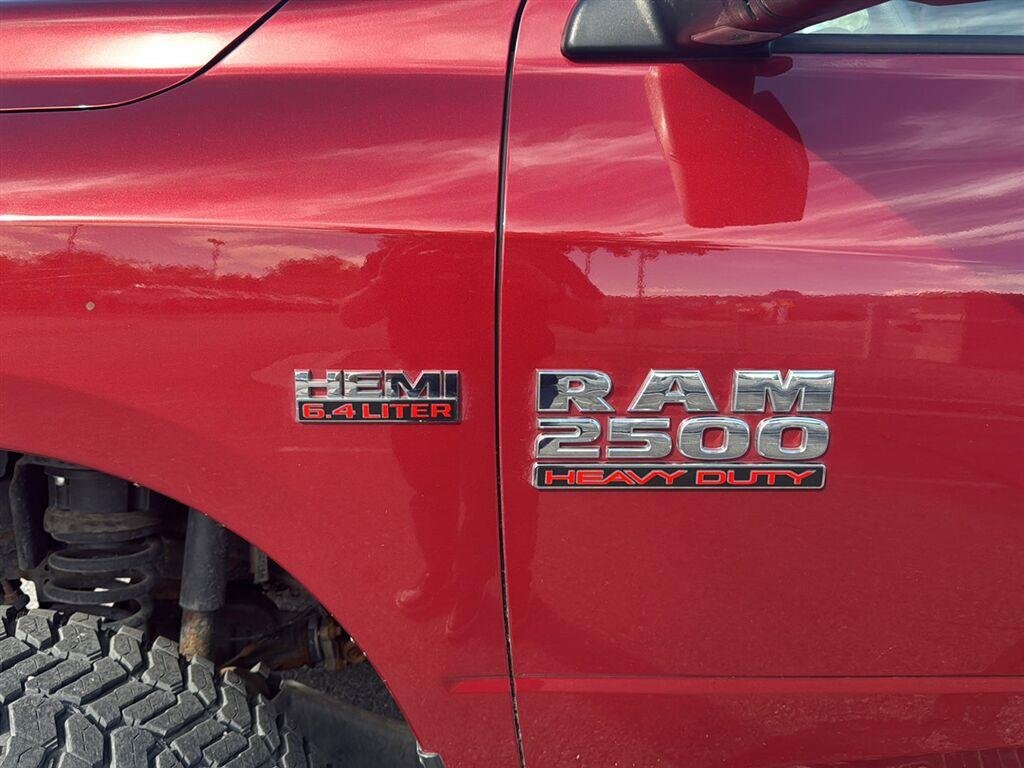 Used 2015 Deep Cherry Red Crystal Pearlcoat Ram Tradesman image 3