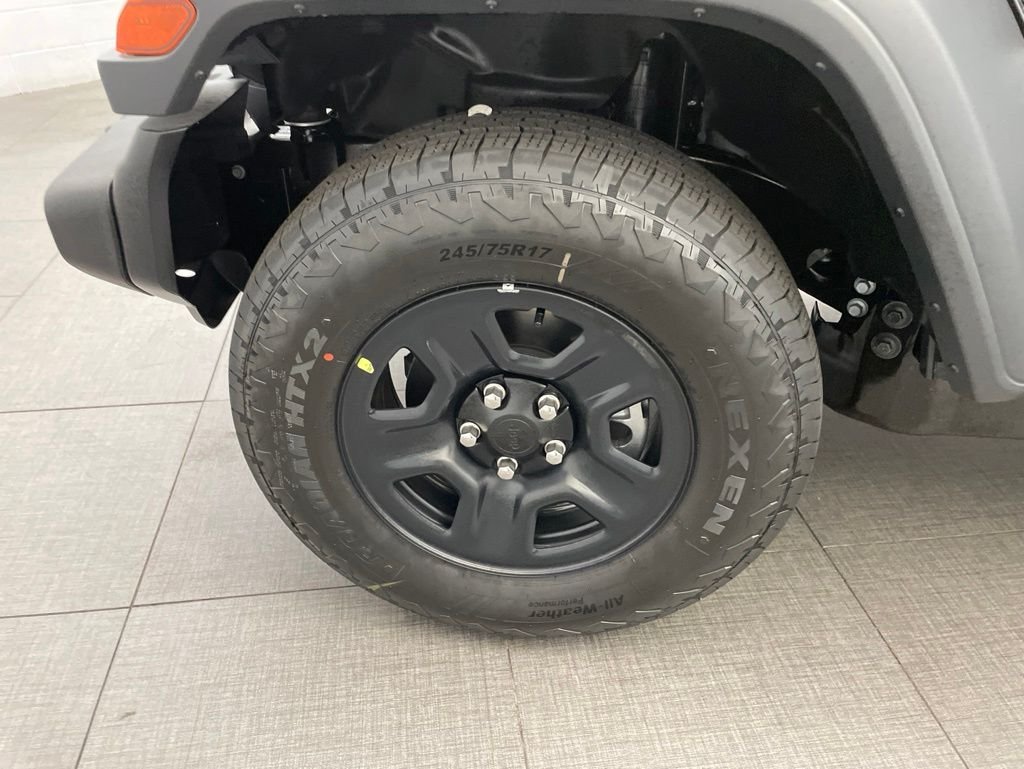 New 2026 Black Clear-Coat Exterior Paint Jeep Sport image 8