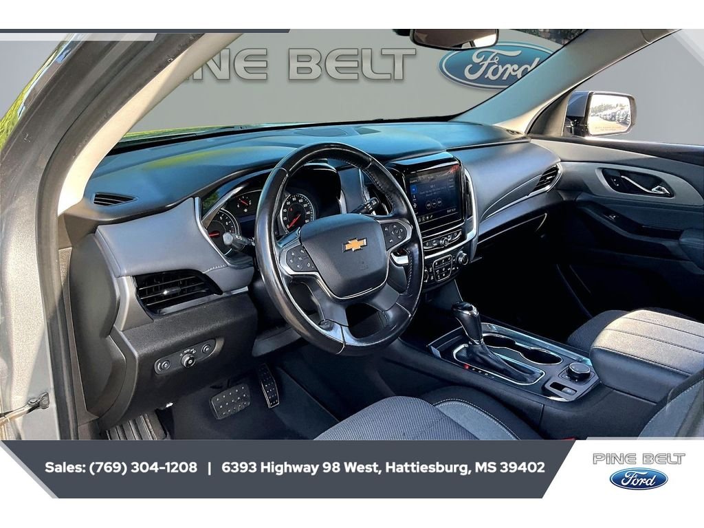 Used 2020 Satin Steel Metallic Chevrolet LT Cloth image 12