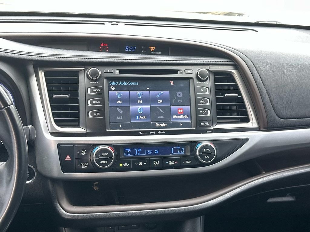 Used 2018 Black Toyota XLE image 14