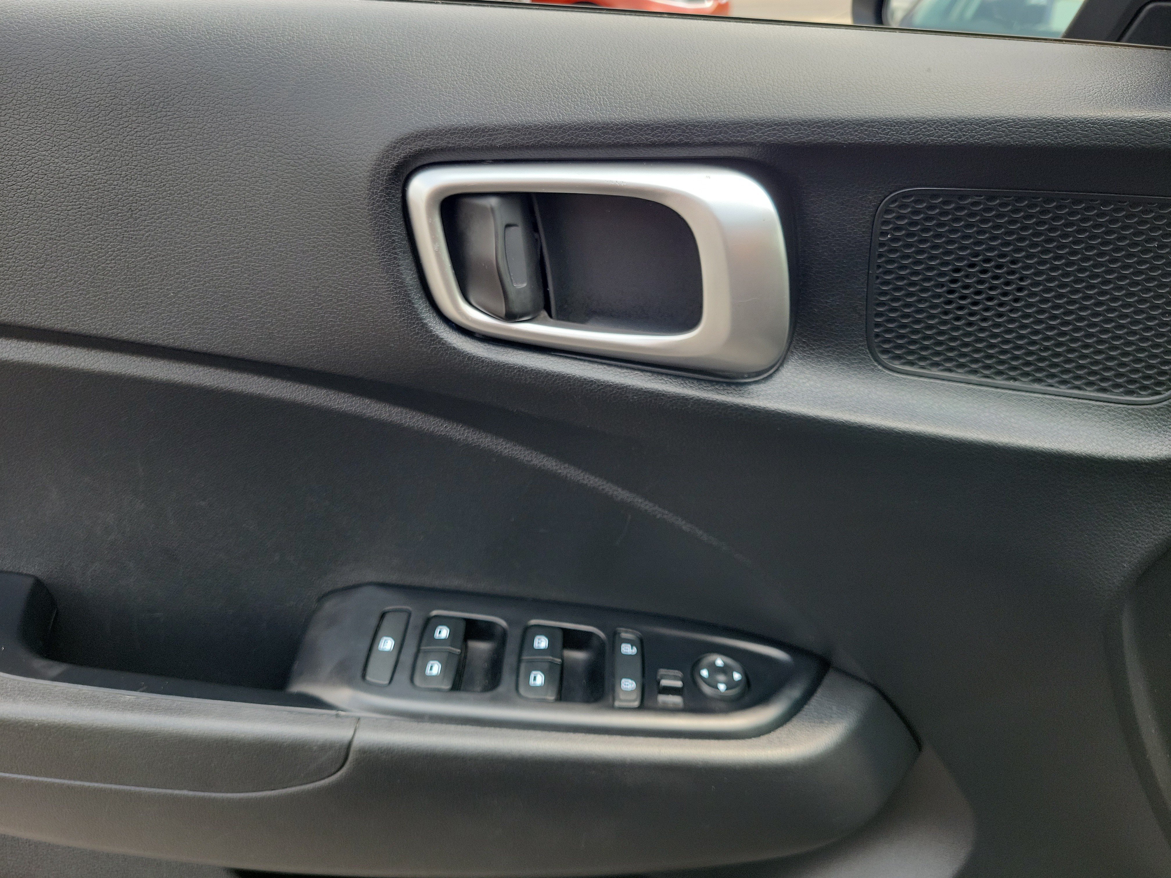 Certified Used 2025 Ecotronic Gray Hyundai SEL image 17