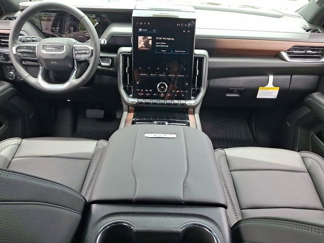2026 GMC Yukon XL Denali - Photo 10