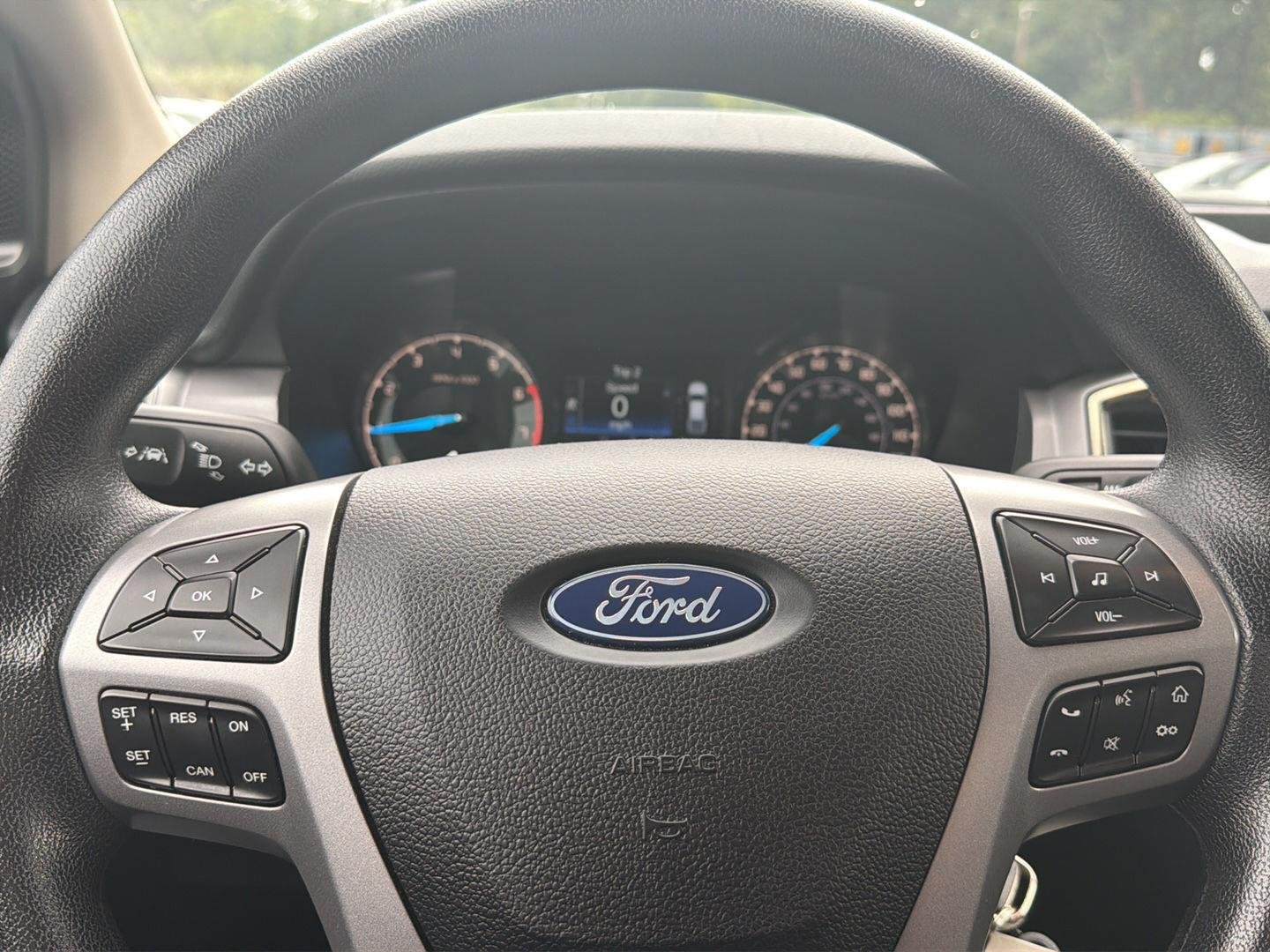 Used 2022 Shadow Black Ford XLT image 9