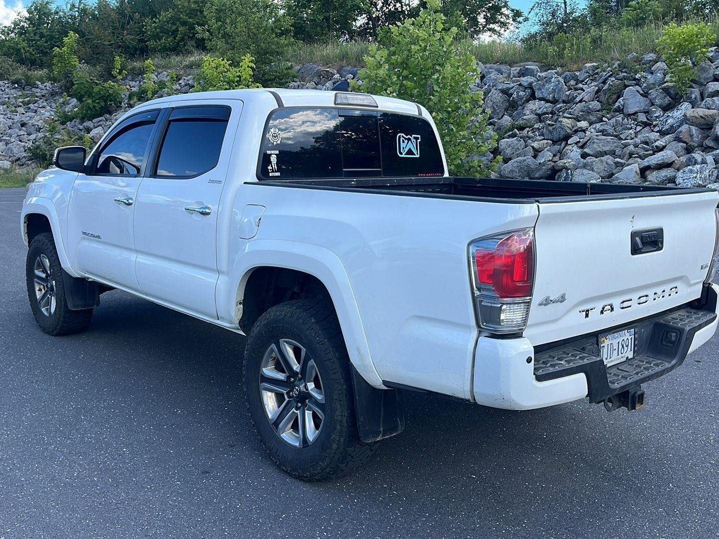 Used 2019 Super White Toyota Limited image 7