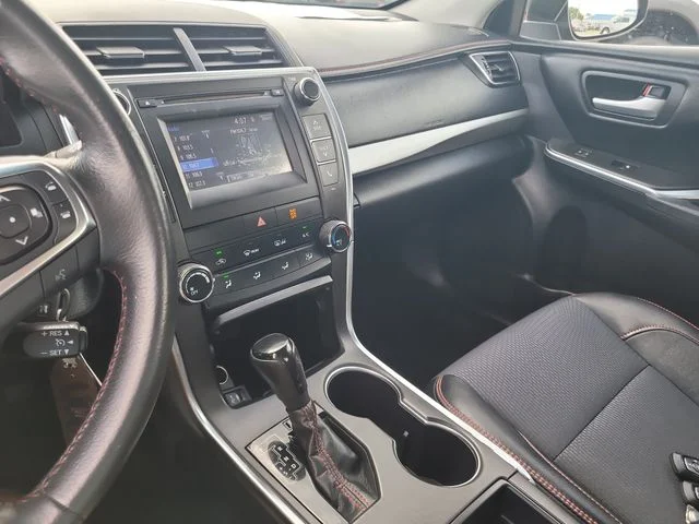 Used 2017 Black Toyota SE image 21