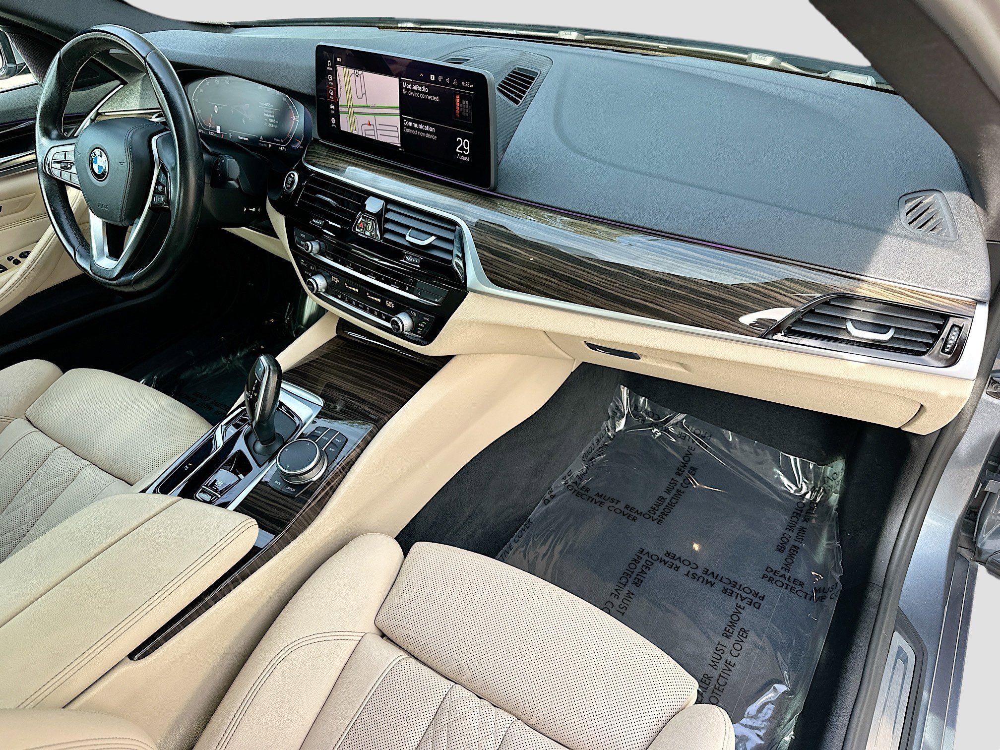 2022 BMW 5 Series 540i - Photo 35