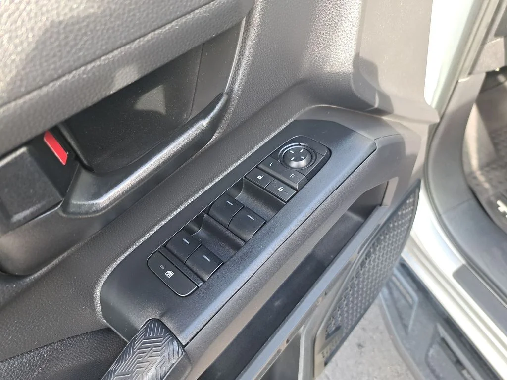 2024 Toyota Tacoma SR5 - Photo 20