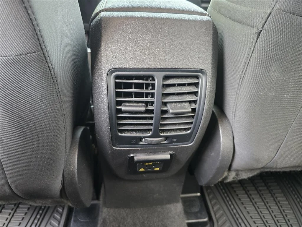 Used 2017 Black Ford SE image 24