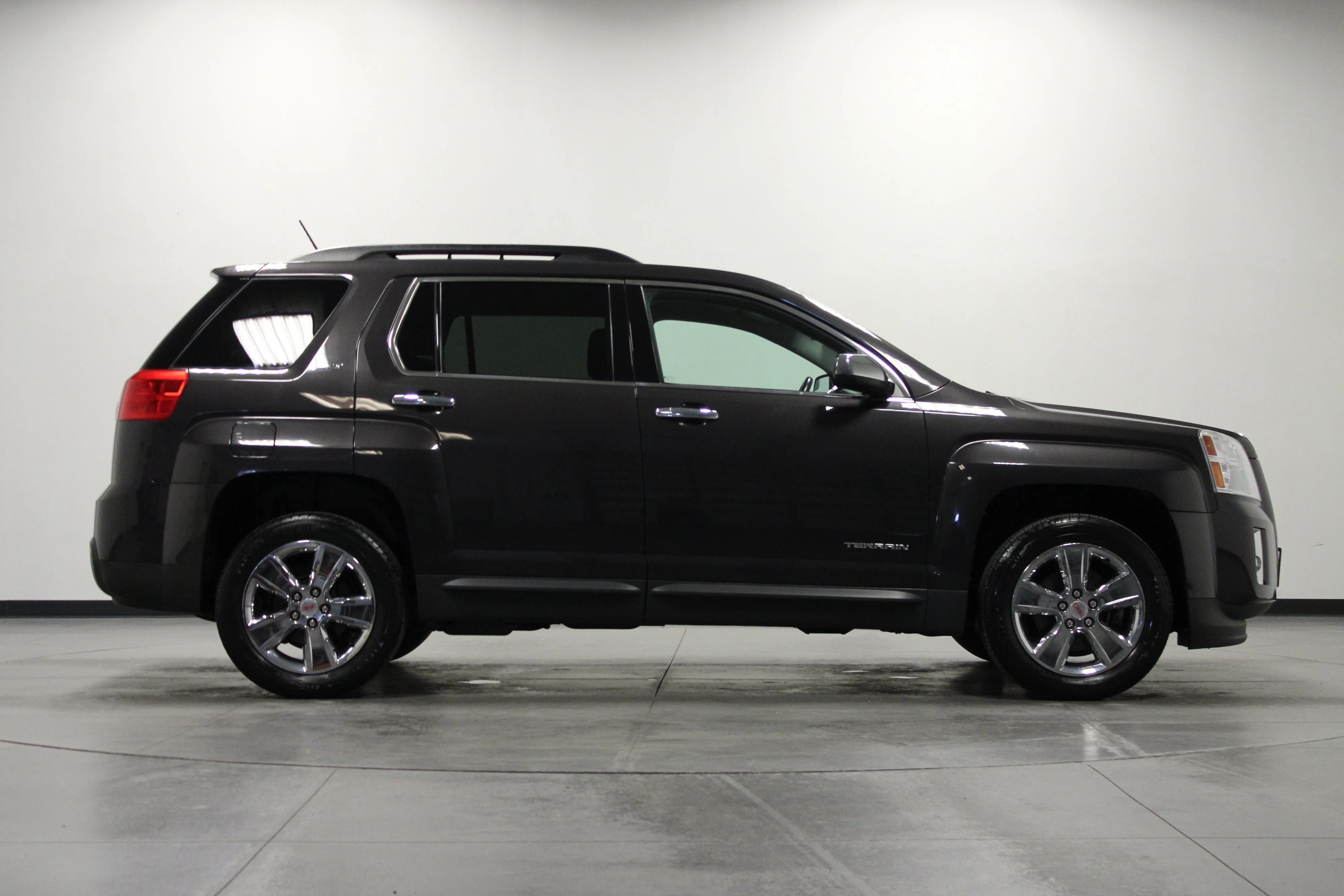 2027 Chevrolet Equinox LT - Photo 25