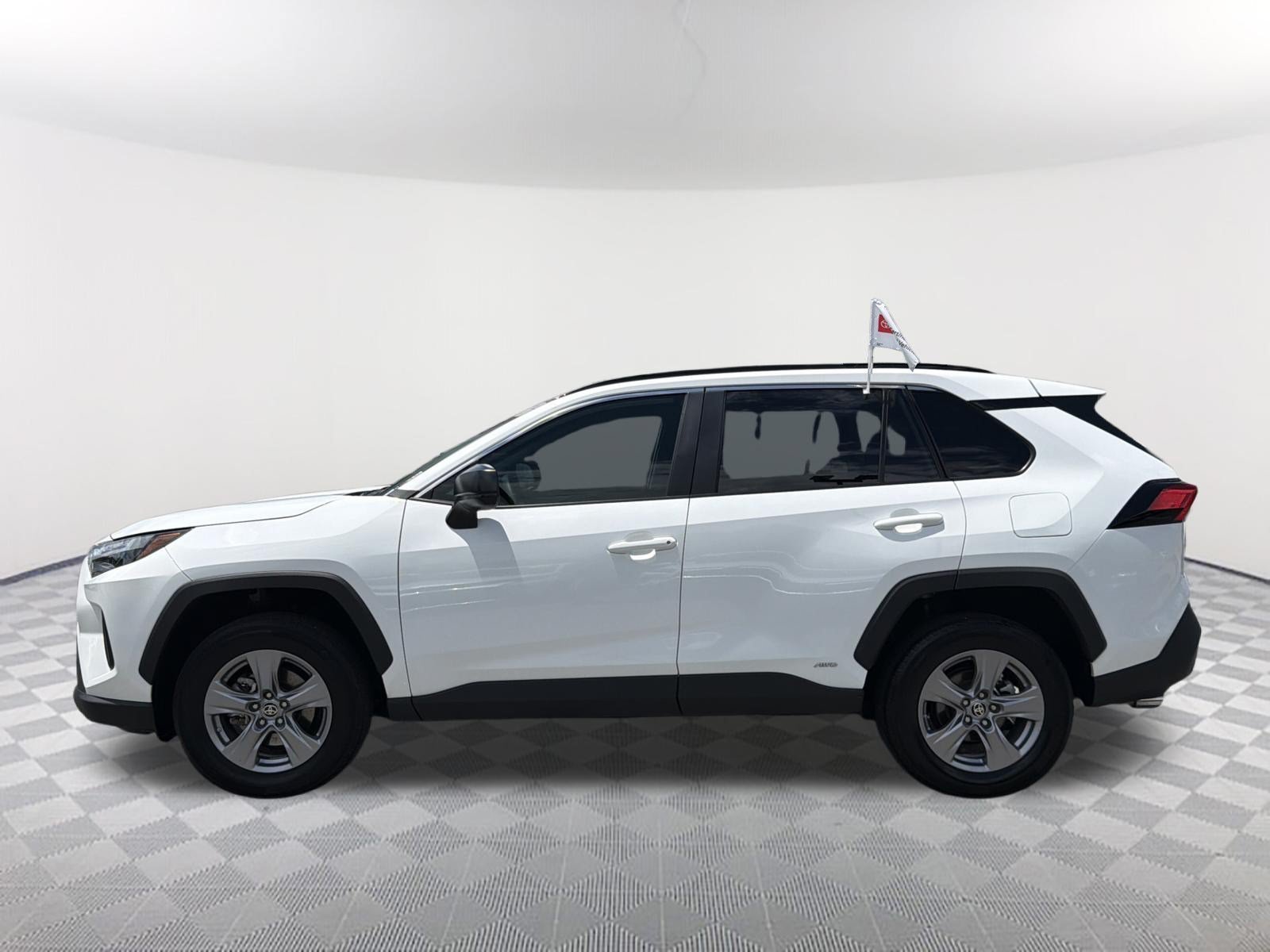 Certified Used 2023 Wind Chill Pearl Toyota LE image 14