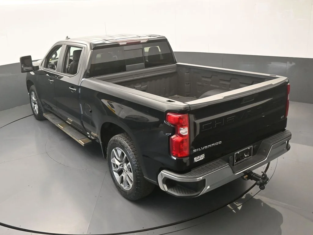 Used 2021 Black Chevrolet LT image 49