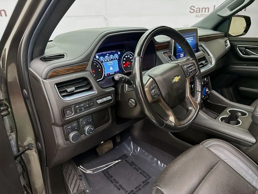 Used 2021 Gray Chevrolet High Country image 9
