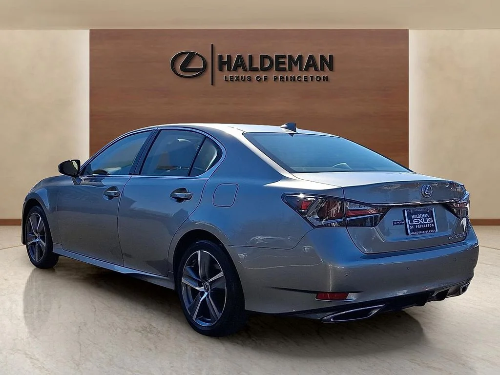 Used 2020 Silver Lexus 350 image 5
