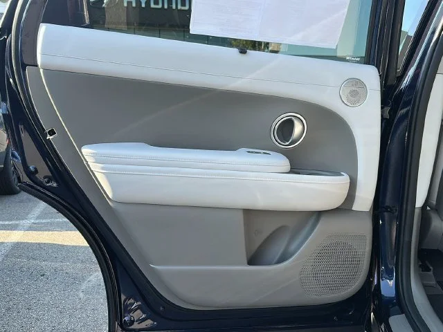 New 2027 Blue Hyundai Limited image 31