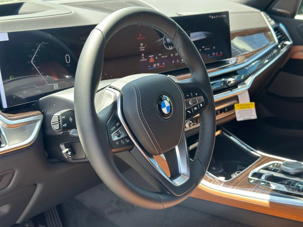 New 2026 Skyscraper Grey Metallic BMW xDrive40i image 17