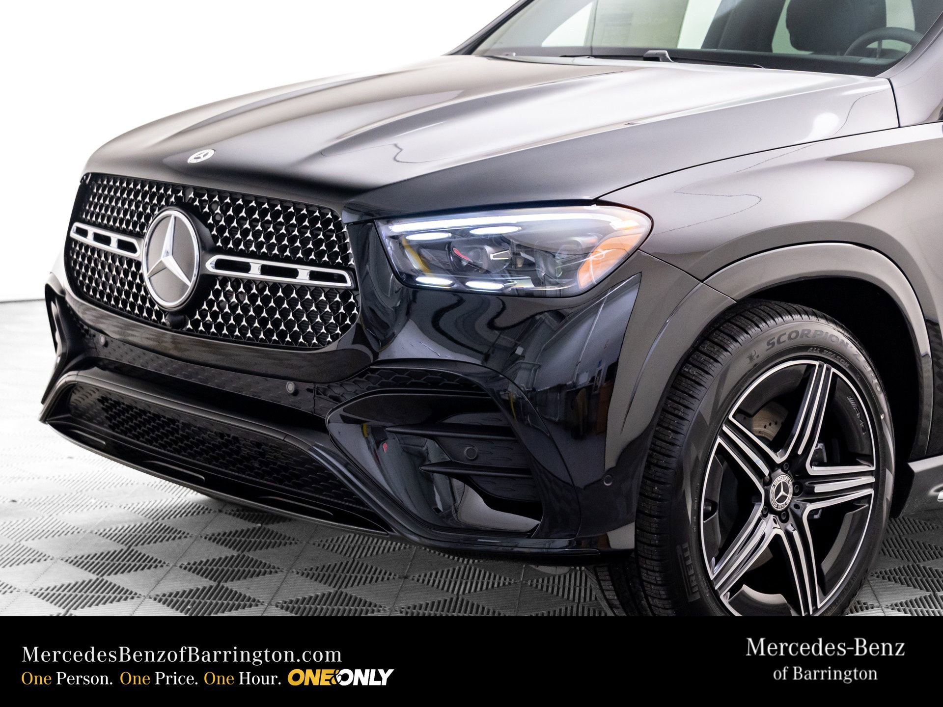 New 2026 Black Mercedes-Benz GLE 580 image 92