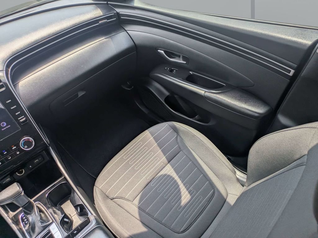 Used 2023 Beige Hyundai SEL image 16