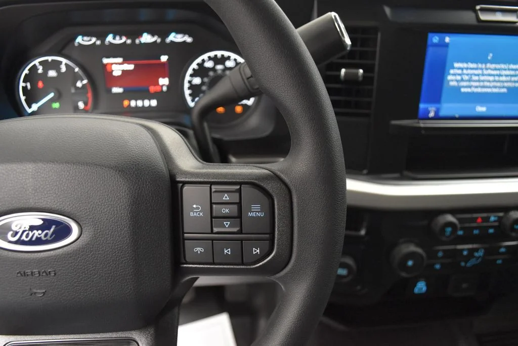 2025 Ford F-250 Super Duty XL - Photo 8