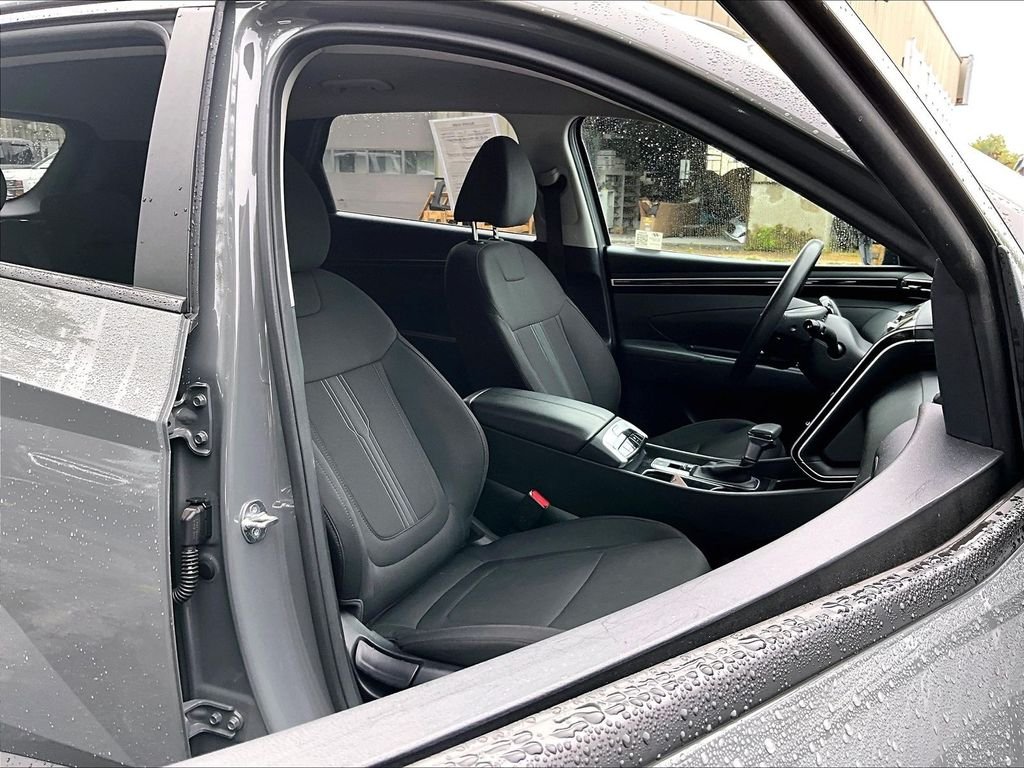 Used 2024 Hampton Gray Hyundai SEL image 11