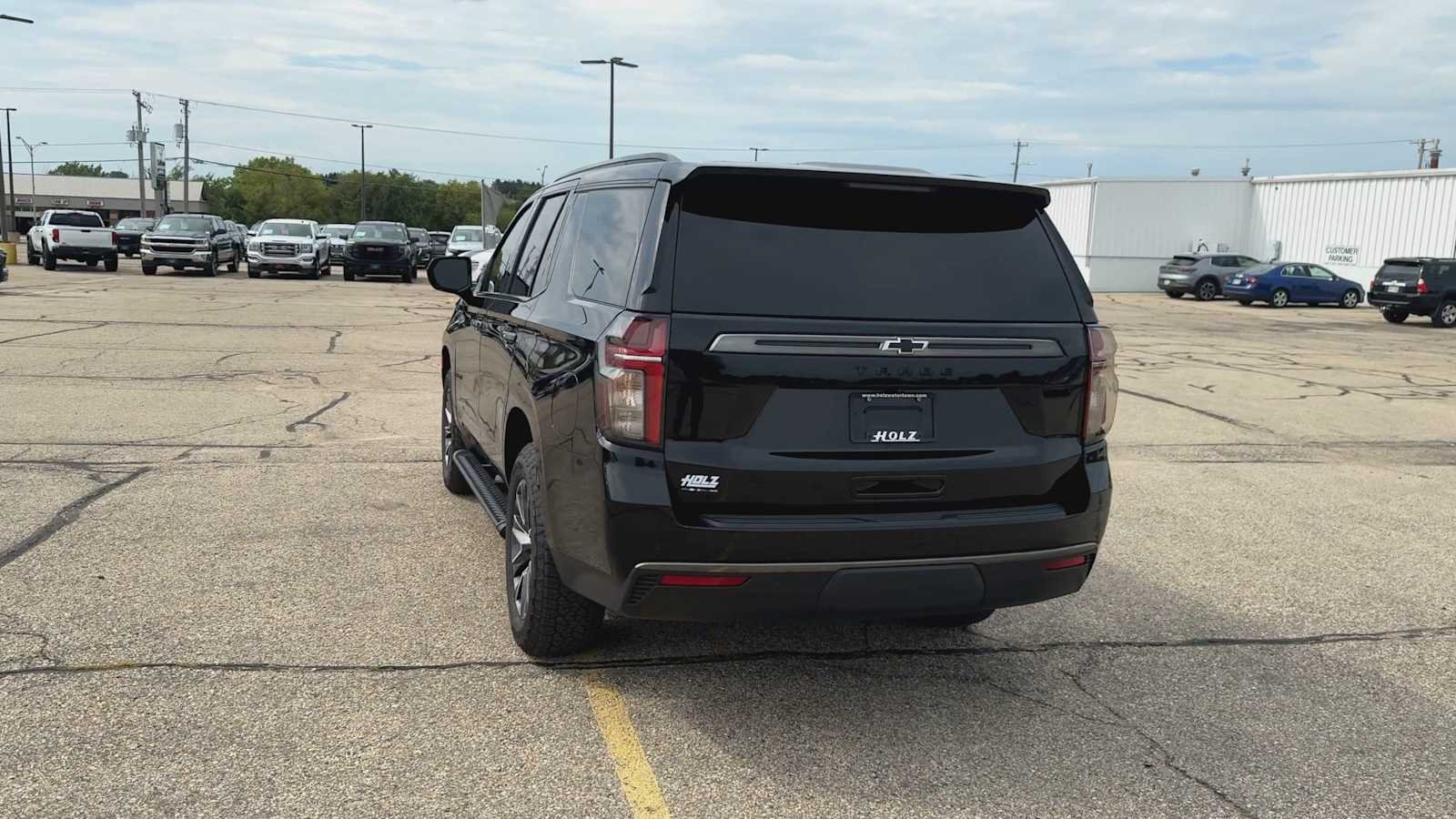 2021 Chevrolet Tahoe Z71 - Photo 7