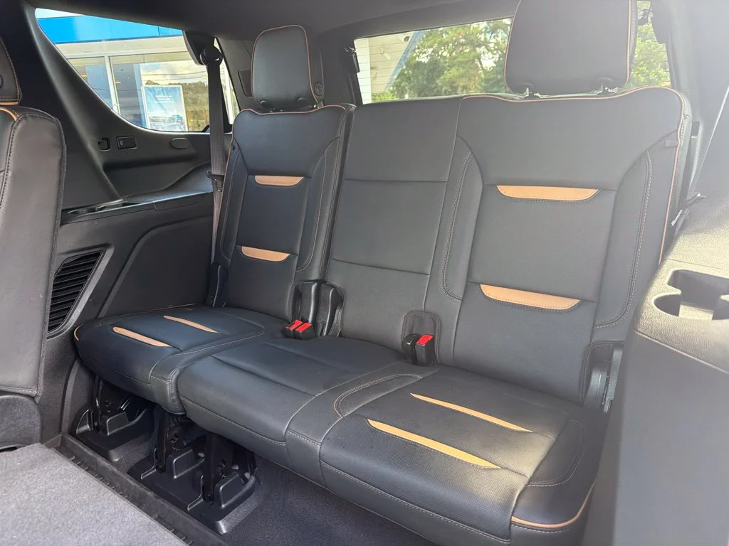 Used 2024 Sterling Metallic GMC AT4 image 35