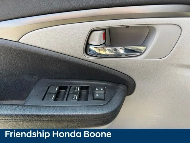 Used 2019 Gray Honda LX image 16
