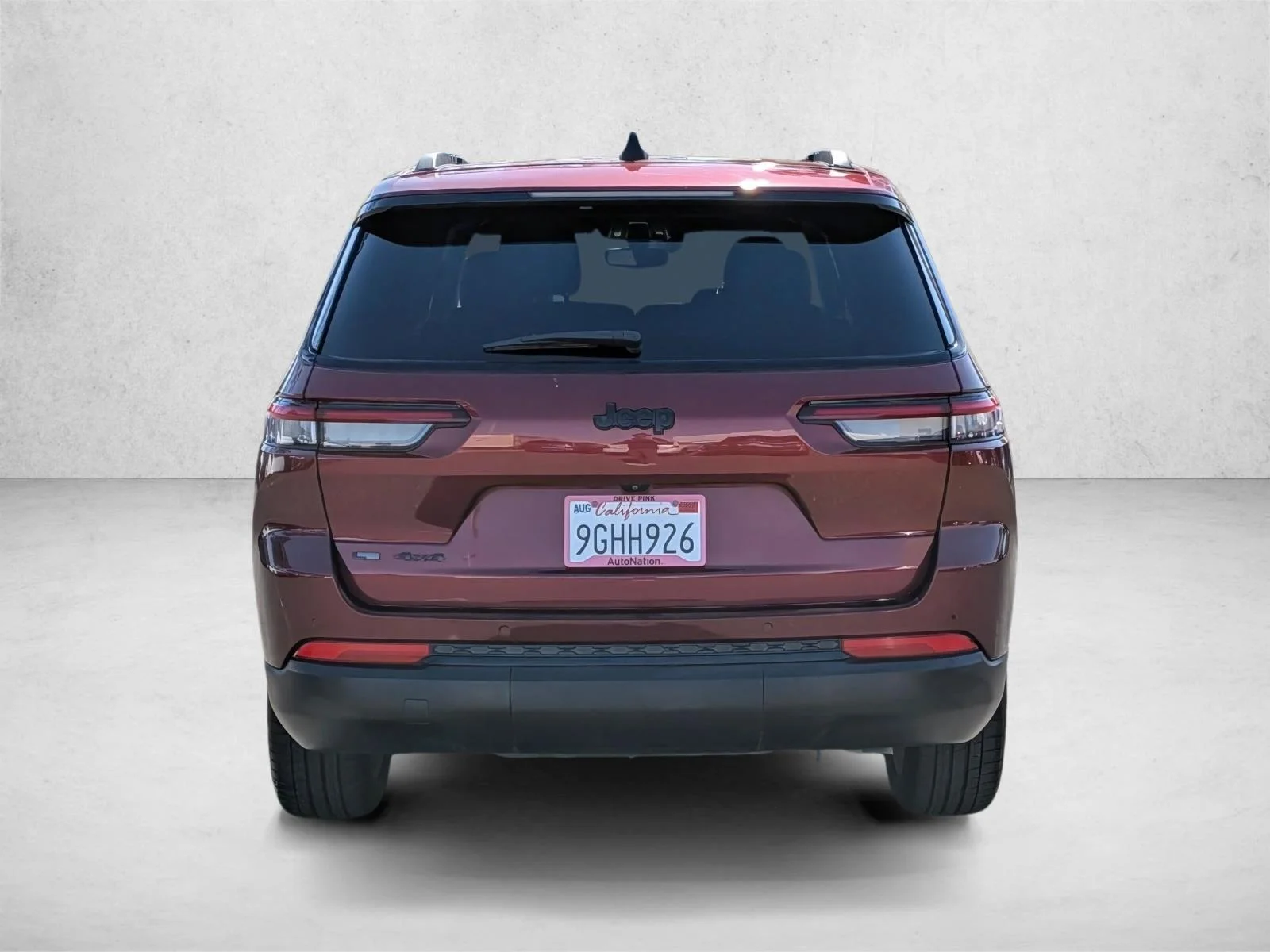 Used 2023 Velvet Red Pearlcoat Jeep Altitude image 7