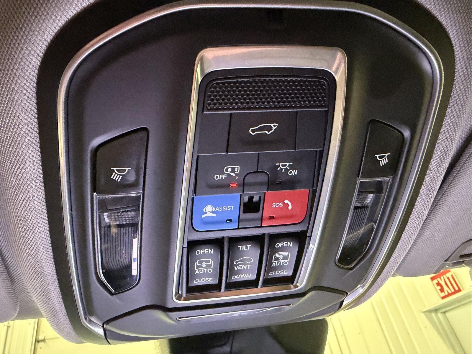 Used 2021 Velvet Red Pearlcoat Jeep Limited image 29