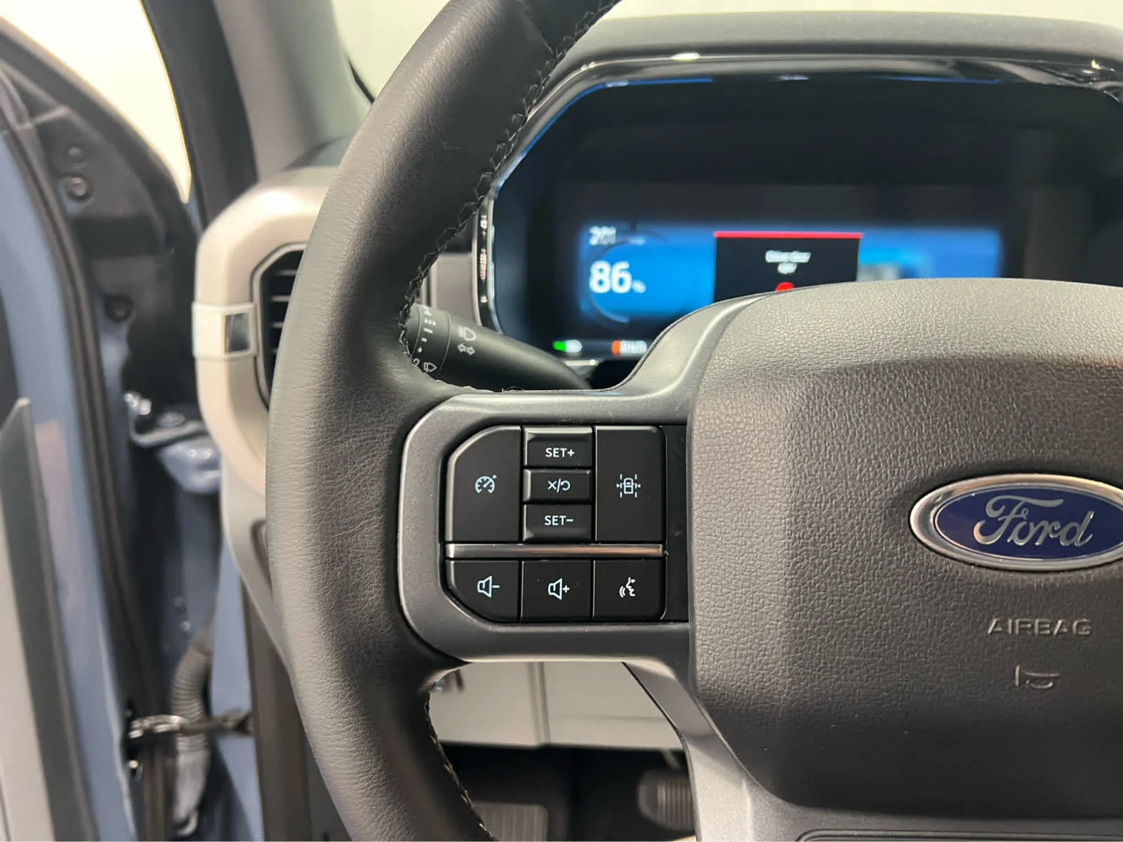 Used 2023 Azure Gray Metallic Tri-Coat Ford XLT image 15