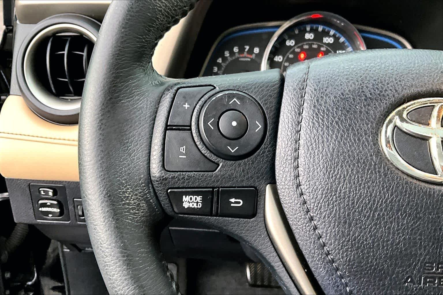 Used 2015 Black Toyota Limited image 23