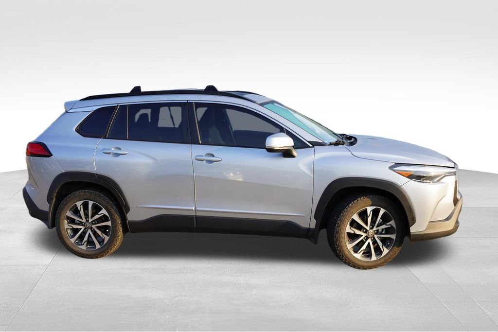 Used 2024 Sonic Silver Toyota XLE image 2