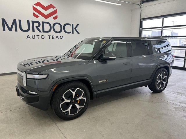 2024 Rivian R1S Adventure