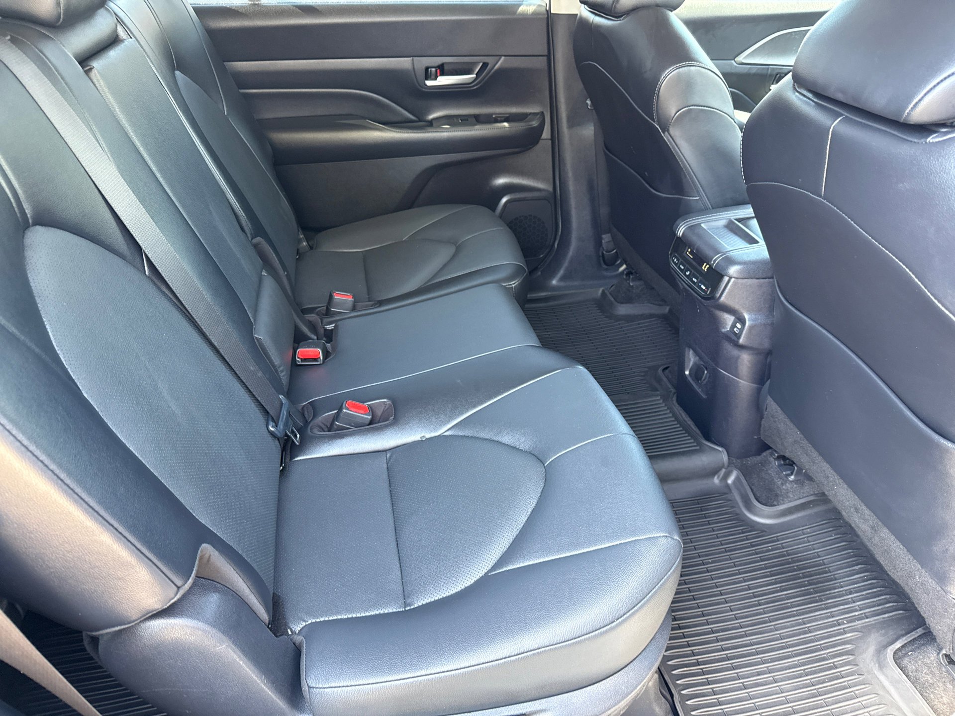 Certified Used 2024 Cloud Toyota XLE image 15