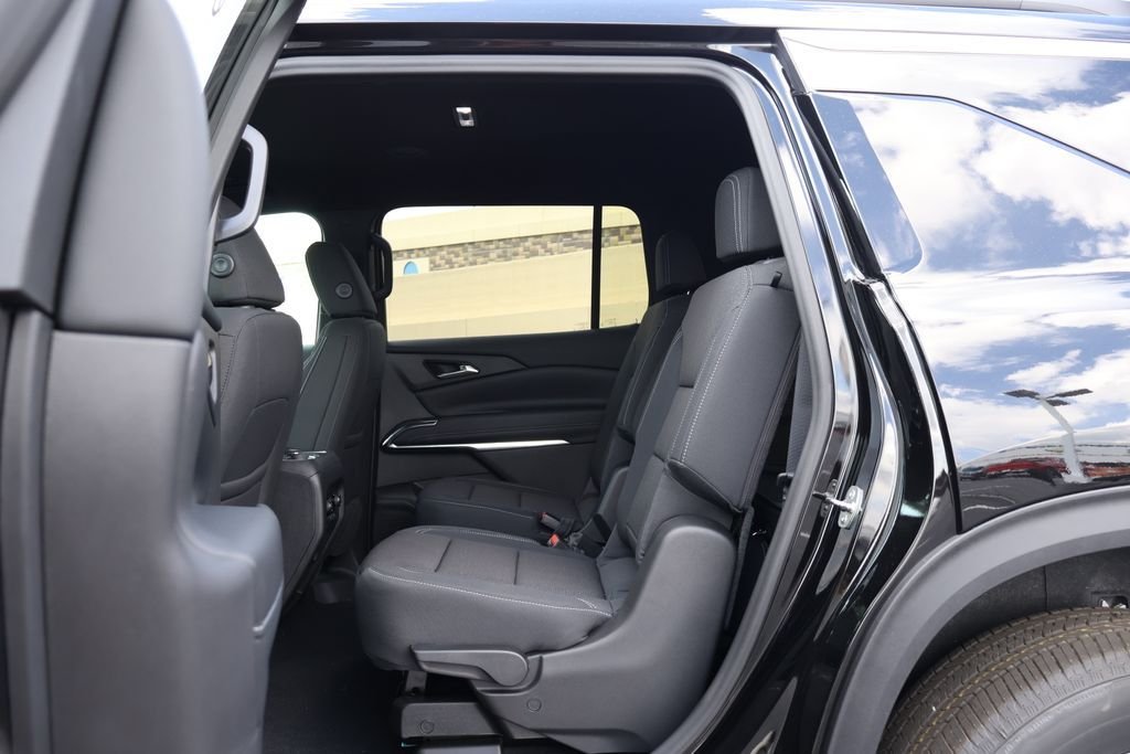 2027 Chevrolet Traverse LT - Photo 37