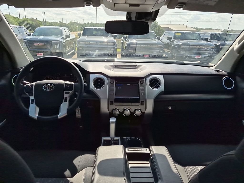 Used 2019 Gray Toyota SR5 image 31